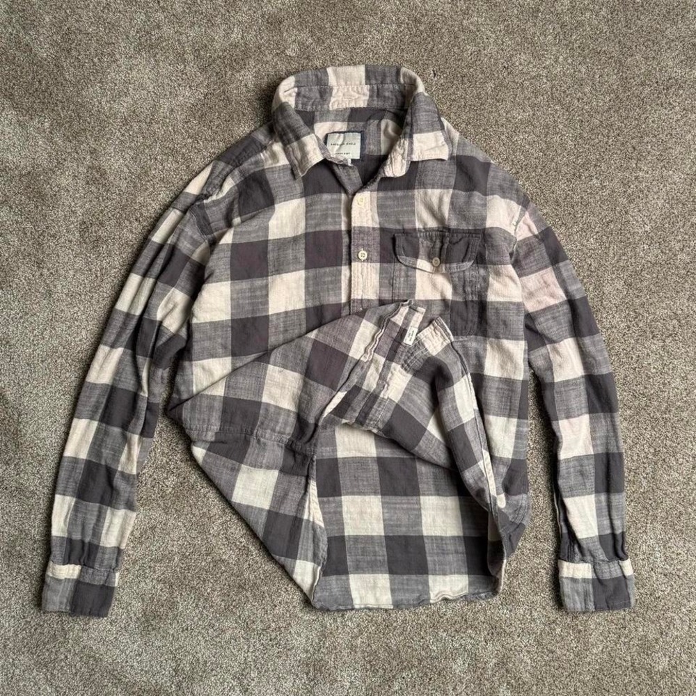 AMERICAN EAGLE GREY FLANNEL